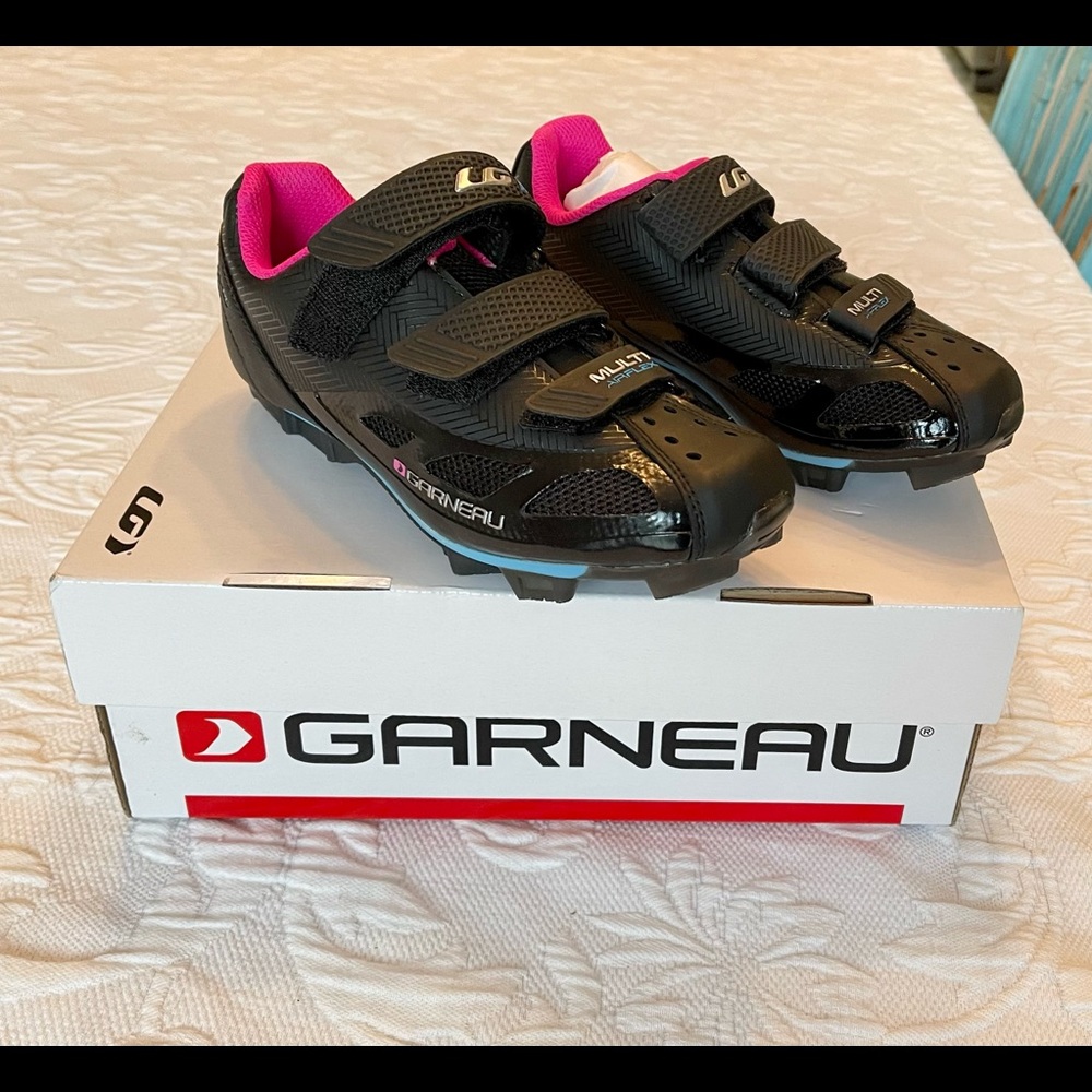 Garneau Multi Air Flex Cycling Shoes - Women’s Size 6 - New In Box